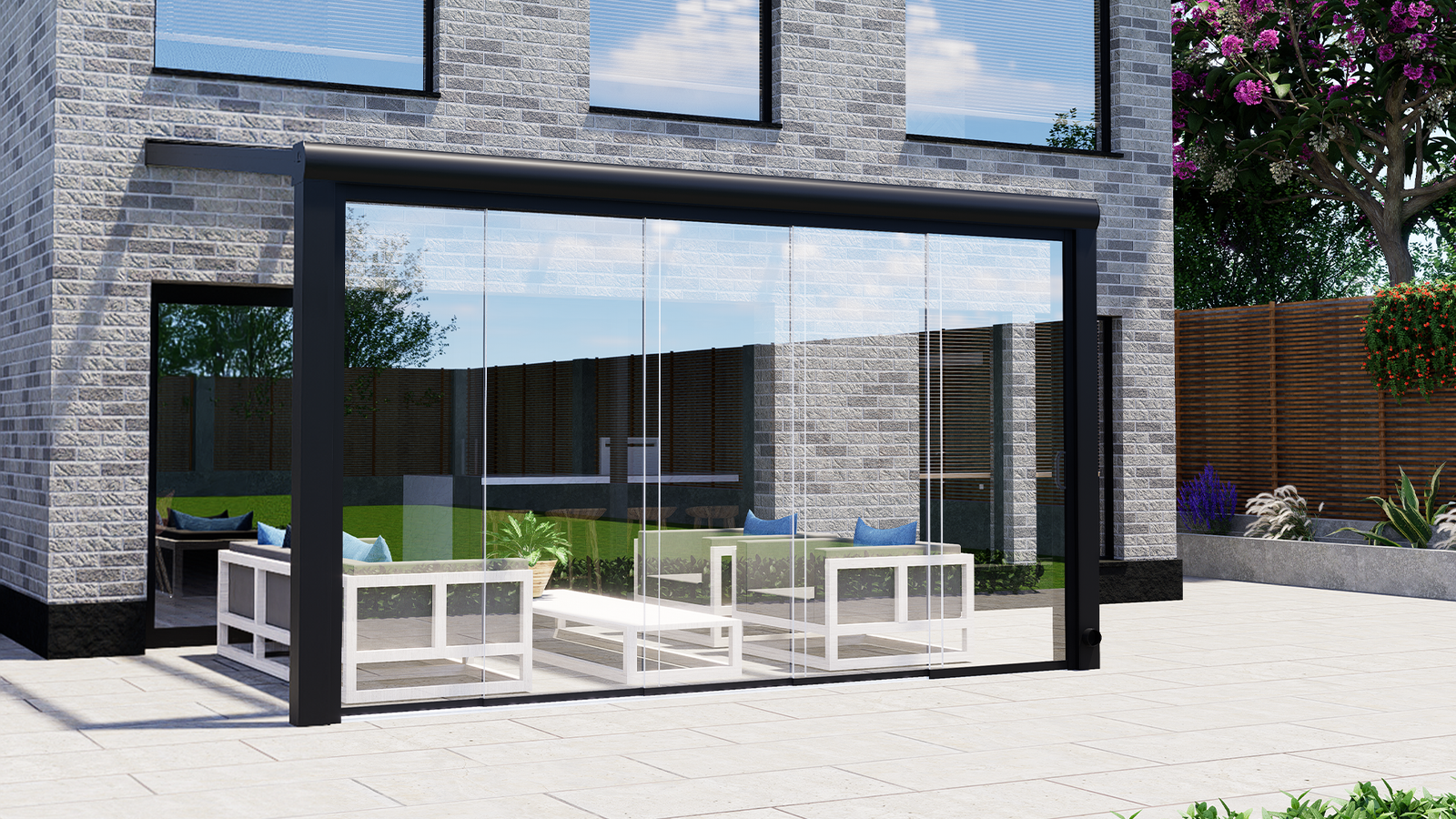 Voorkant met glazen schuifwanden